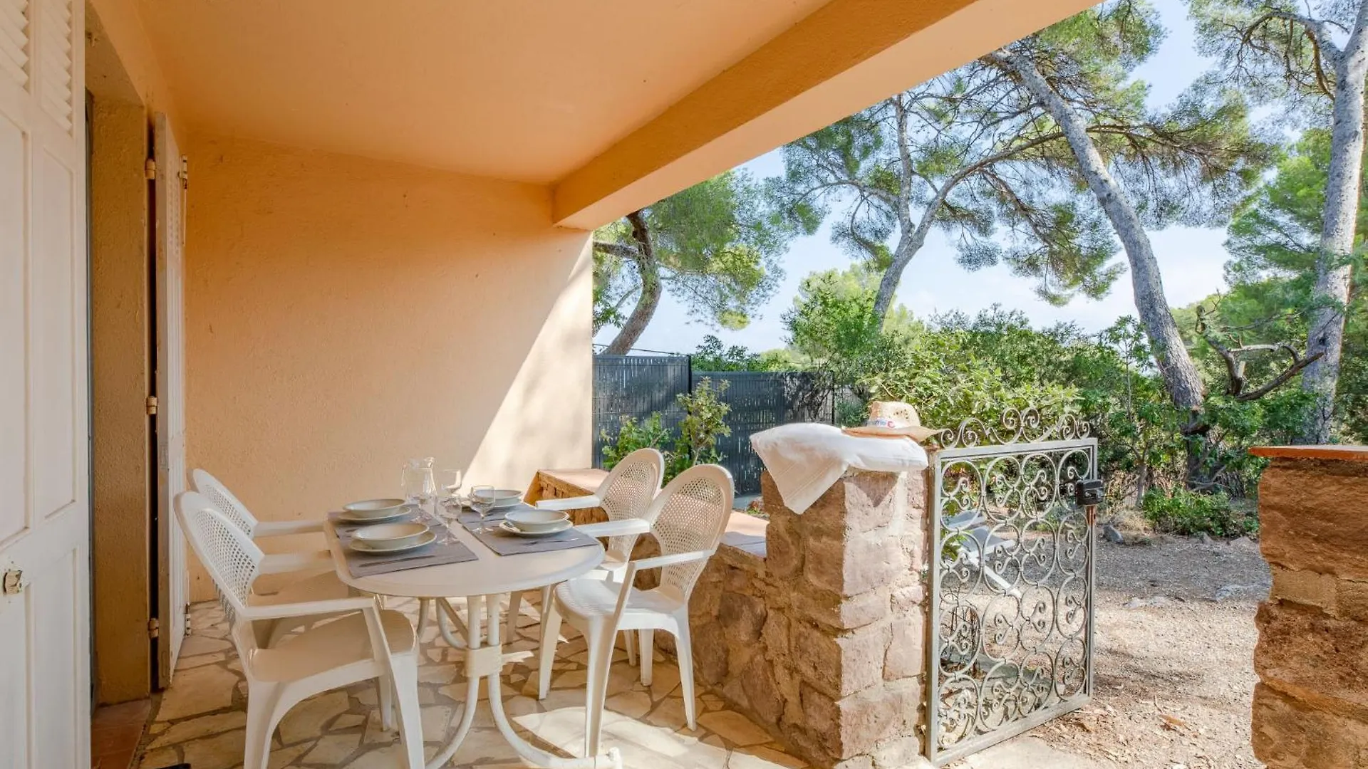 Holiday Home Marysol By Interhome Les Issambres